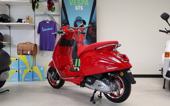 Neufahrzeug Vespa Primavera 125 RED - Bild 3