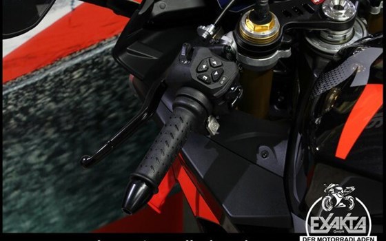 Neufahrzeug Aprilia RSV4 1100 Factory - Bild 15