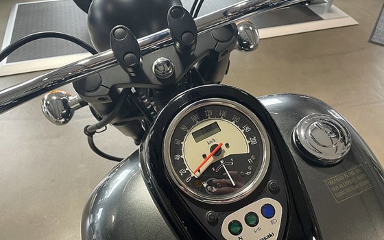 Gebrauchtmotorrad Kawasaki VN 900 Classic Special Edition - Bild 4