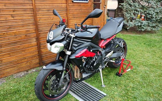 Gebrauchtmotorrad Triumph Street Triple 675 R - Bild 1