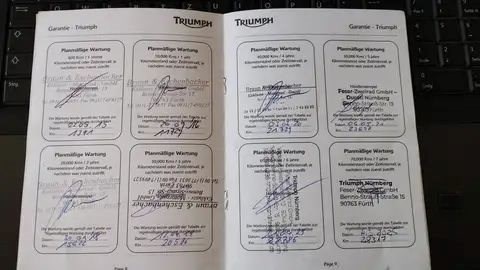 Gebrauchtmotorrad Triumph Street Triple 675 R - Bild 9