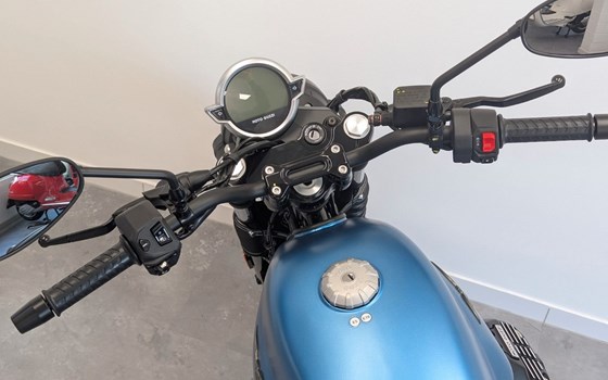 Neufahrzeug Moto Guzzi V7 Stone - Bild 5
