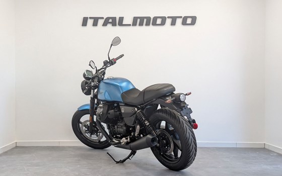 Neufahrzeug Moto Guzzi V7 Stone - Bild 6