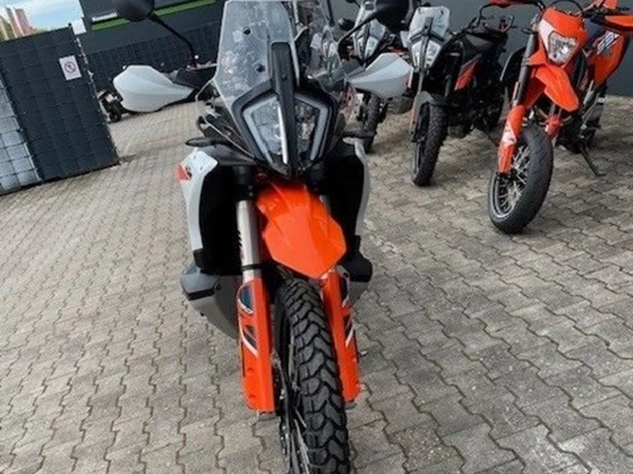Angebot KTM 890 Adventure R Bild 4: Angebot KTM 890 Adventure R