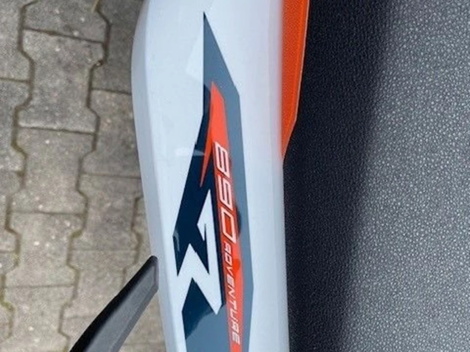Angebot KTM 890 Adventure R Bild 8: Angebot KTM 890 Adventure R