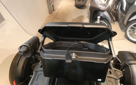 Neufahrzeug Can-Am Spyder F3 Limited Special Series - Bild 13