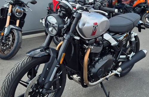Neumotorrad Triumph Speed Twin 900