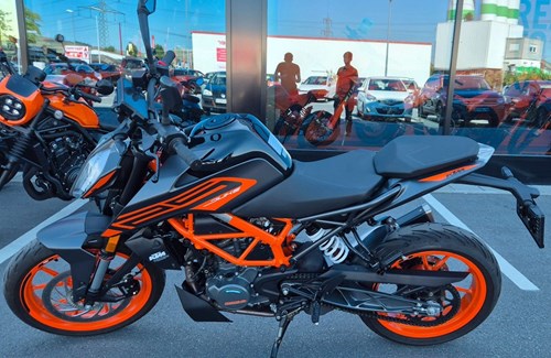 Gebrauchtmotorrad KTM 125 Duke