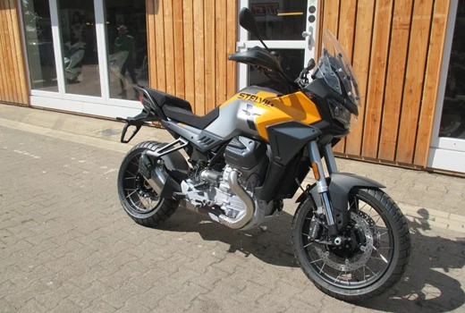 Moto Guzzi Stelvio