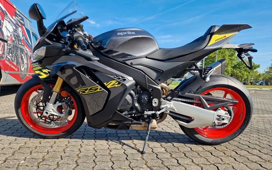 Neufahrzeug Aprilia RSV4 1100 Factory - Bild 4