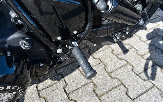 Neufahrzeug Indian Chief Bobber Dark Horse - Bild 10