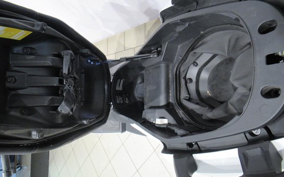 Gebrauchtmotorrad BMW C 400 GT - Bild 17