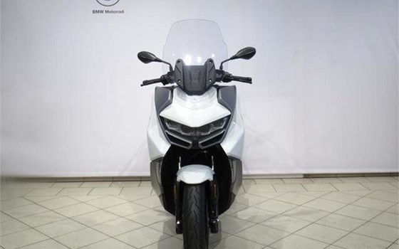 Gebrauchtmotorrad BMW C 400 GT - Bild 3 Gebrauchtmotorrad BMW C 400 GT - Bild 3