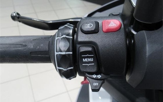 Gebrauchtmotorrad BMW C 400 GT - Bild 8