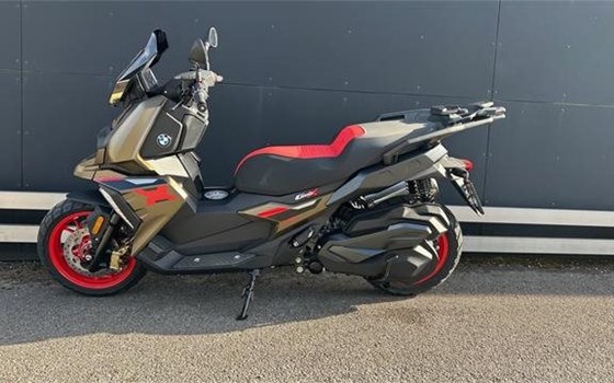 Gebrauchtmotorrad BMW C 400 X - Bild 4 Gebrauchtmotorrad BMW C 400 X - Bild 4