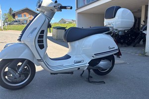 Angebot Vespa GTS 300 Yacht Club