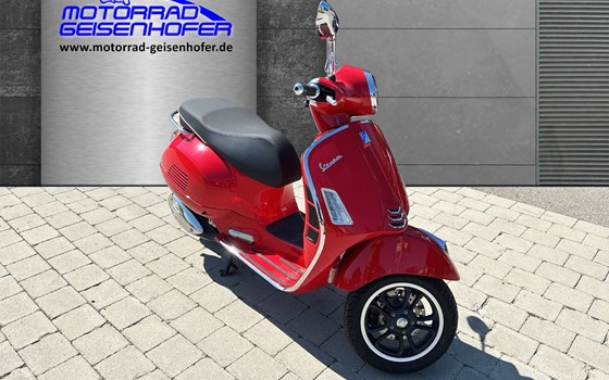 Gebrauchtmotorrad Vespa GTS 300 Super - Bild 4