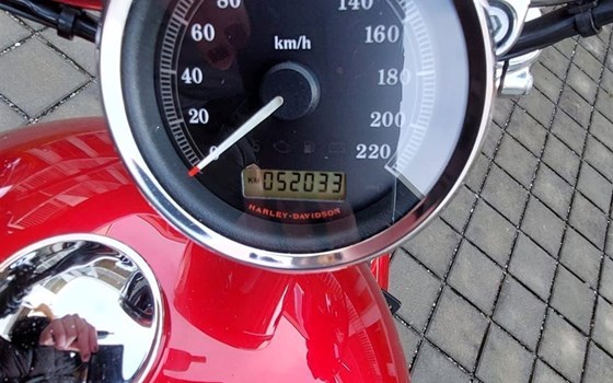 Gebrauchtmotorrad Harley-Davidson Sportster XL 1200C Custom - Bild 3 Gebrauchtmotorrad Harley-Davidson Sportster XL 1200C Custom - Bild 3