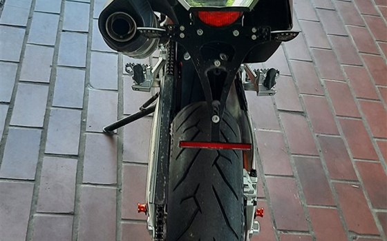 Gebrauchtmotorrad KTM 690 SMC R - Bild 3