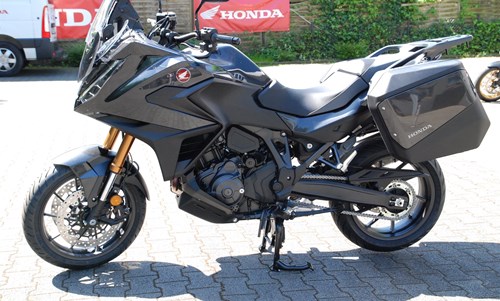 Honda NT1100 DCT Electronic Suspension