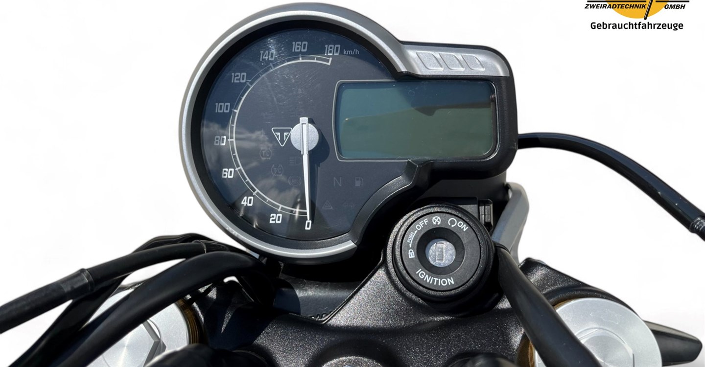 Offer Triumph Speed 400