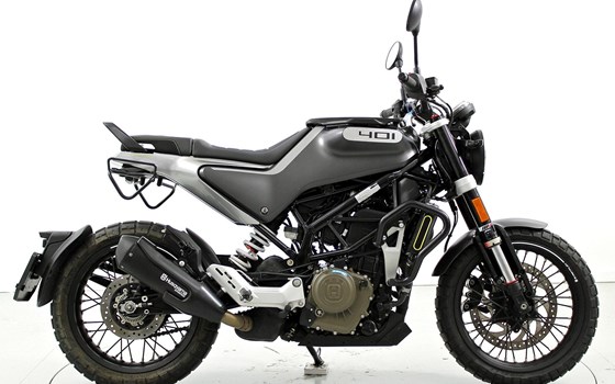 Motorrad Occasion Husqvarna Svartpilen 401 - Bild 4