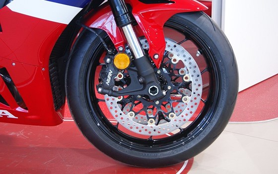 Neufahrzeug Honda CBR1000RR-R Fireblade - Bild 4