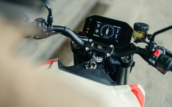 Gebrauchtmotorrad Zero SR/F - Bild 8
