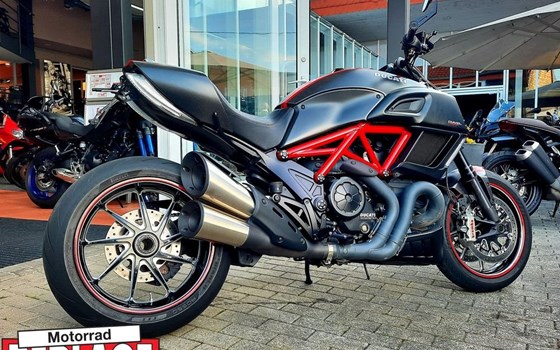 Gebrauchtmotorrad Ducati Diavel Carbon - Bild 2