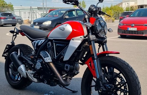 Gebrauchtmotorrad Ducati Scrambler Icon