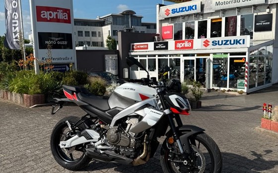 Neufahrzeug Aprilia Tuono 457 - Bild 15
