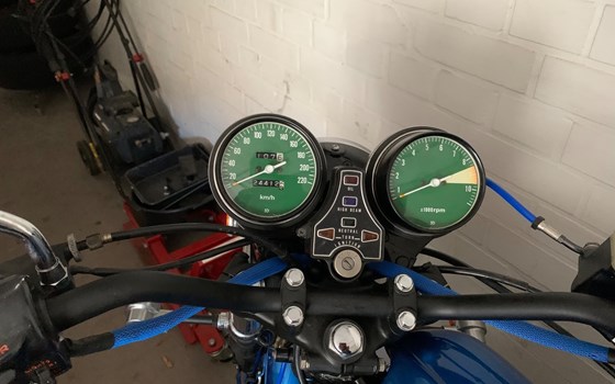 Gebrauchtmotorrad Honda CB 750 F - Bild 2