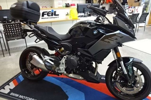 BMW F 900 XR
