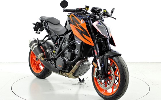 Motorrad Occasion KTM 1290 Super Duke R - Bild 2