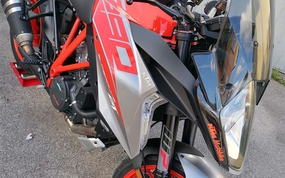 Gebrauchtmotorrad KTM 1290 Super Duke GT - Bild 10