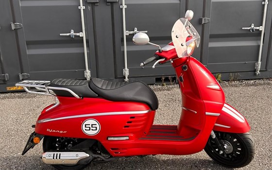Gebrauchtmotorrad Peugeot Django 150 ABS - Bild 7 Gebrauchtmotorrad Peugeot Django 150 ABS - Bild 7