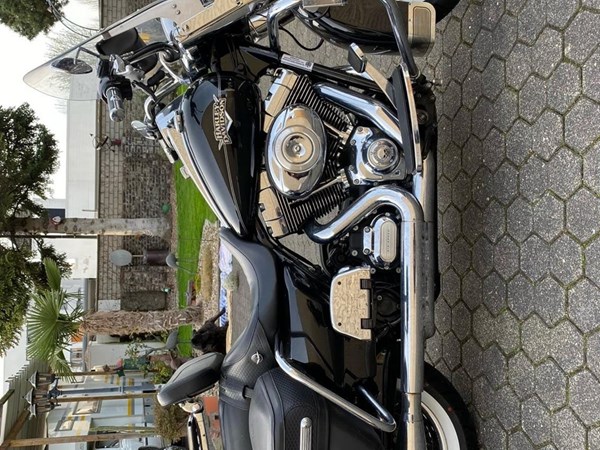 Gebrauchtmotorrad Harley-Davidson Road King Classic FLHRC