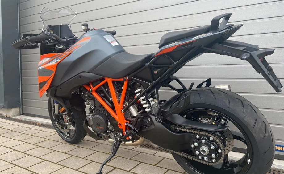 Angebot KTM 1290 Super Duke GT Bild 2: Angebot KTM 1290 Super Duke GT