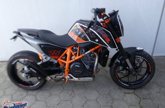 KTM 690 Duke