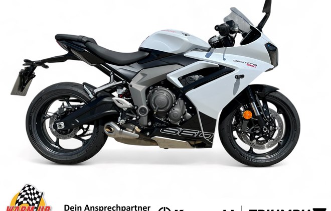 Triumph Daytona 660