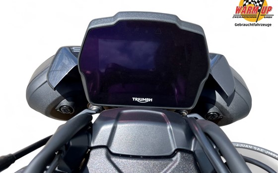 Gebrauchtmotorrad Triumph Speed Triple 1200 RS - Bild 8