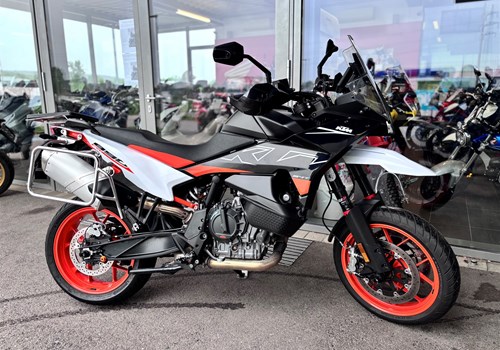 KTM 890 SMT
