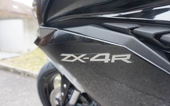 Motorrad Occasion Kawasaki Ninja ZX-4R - Bild 10