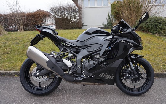 Motorrad Occasion Kawasaki Ninja ZX-4R - Bild 3