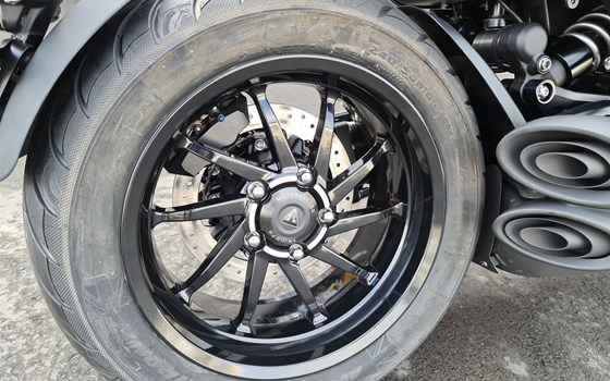 Gebrauchtmotorrad Triumph Rocket 3 Storm R - Bild 6 Gebrauchtmotorrad Triumph Rocket 3 Storm R - Bild 6