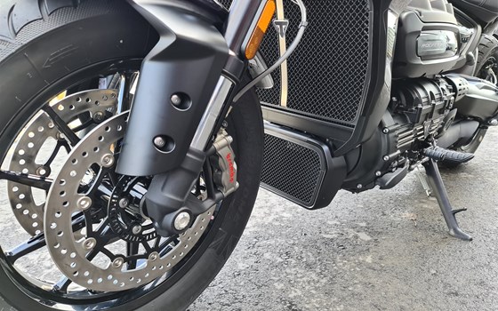 Gebrauchtmotorrad Triumph Rocket 3 Storm R - Bild 8 Gebrauchtmotorrad Triumph Rocket 3 Storm R - Bild 8