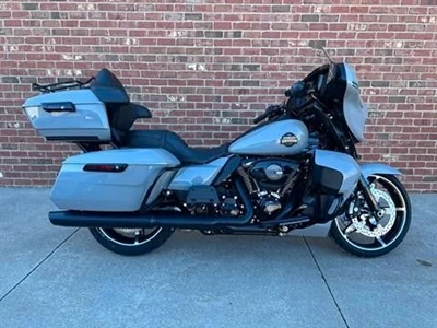 Street Glide Ultra