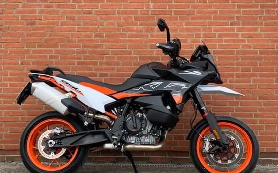 Gebrauchtmotorrad KTM 890 SMT - Bild 1