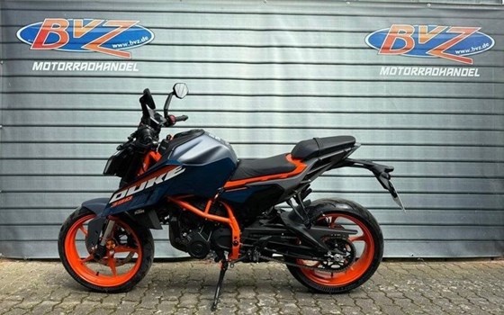 Gebrauchtmotorrad KTM 390 Duke - Bild 1
