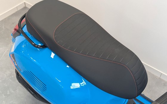 Neufahrzeug Vespa GTS 125 Supersport iGET - Bild 10